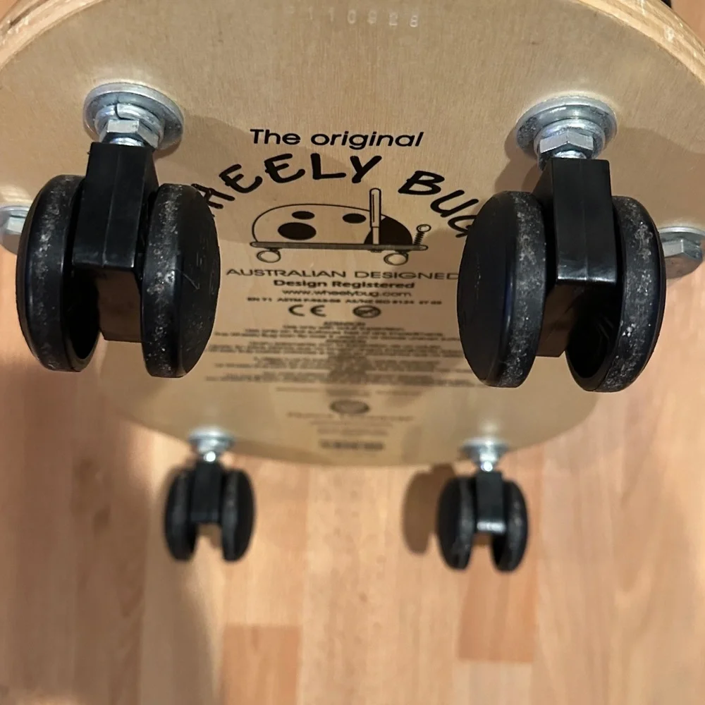 Ladybug Ride-On Toy - Picture 4 of 6